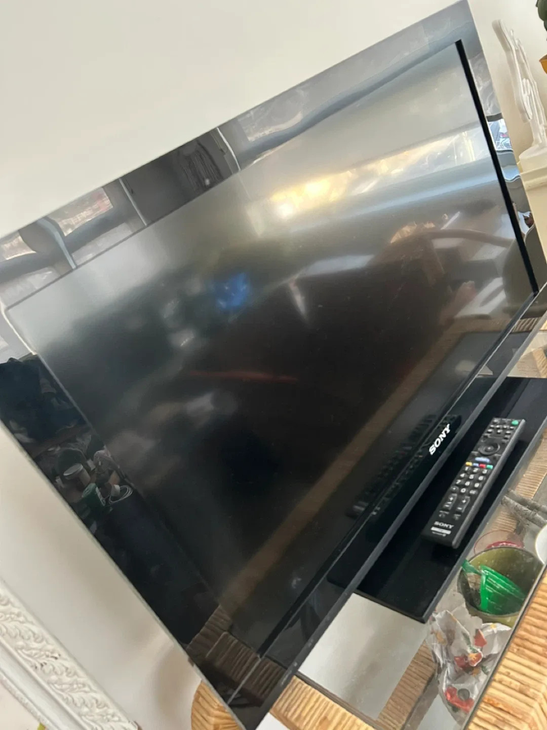 🥕Sony TV with Remote RM-YD065