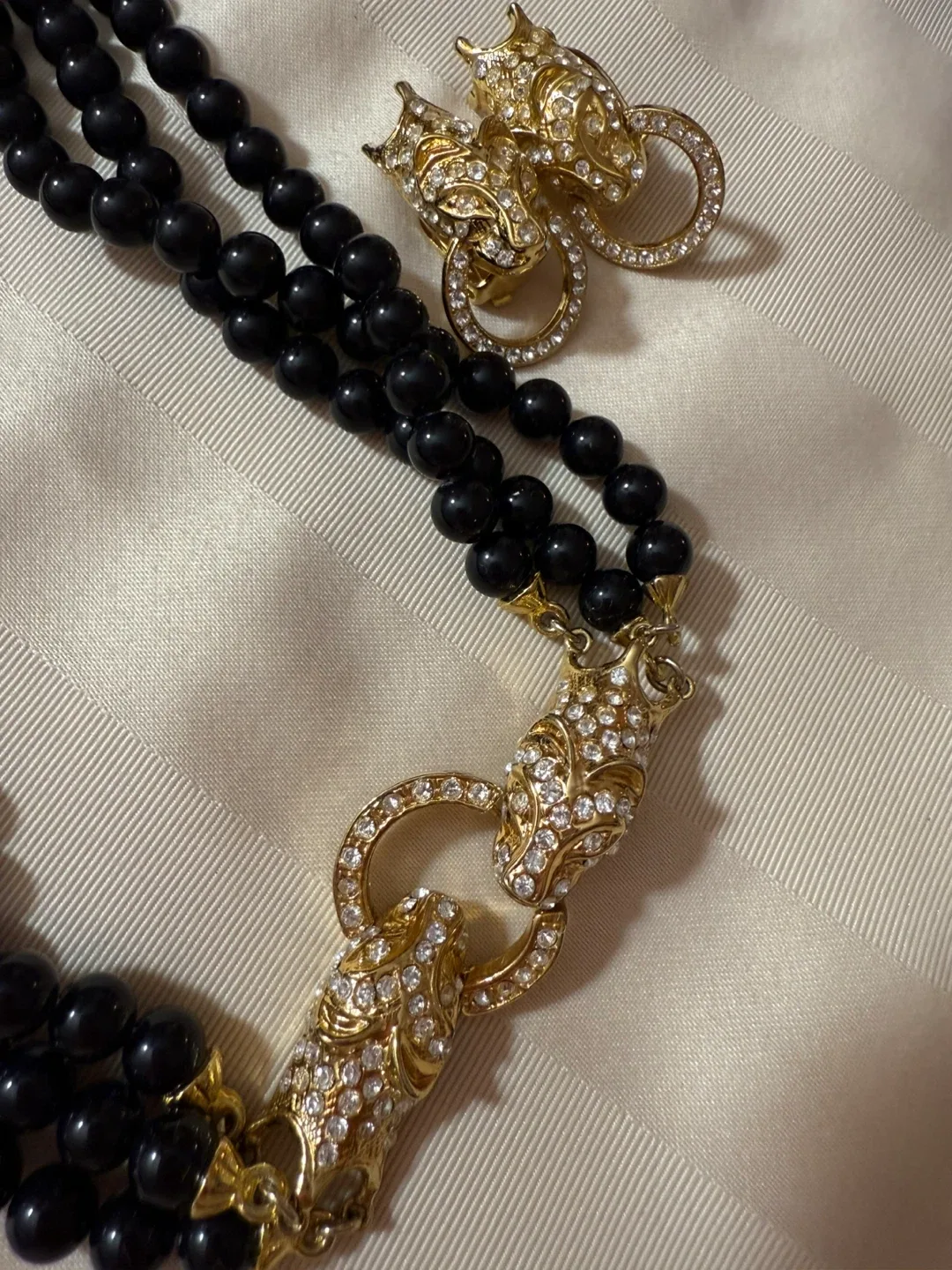 Black Beaded Necklace & Earrings Set image indicator(2)