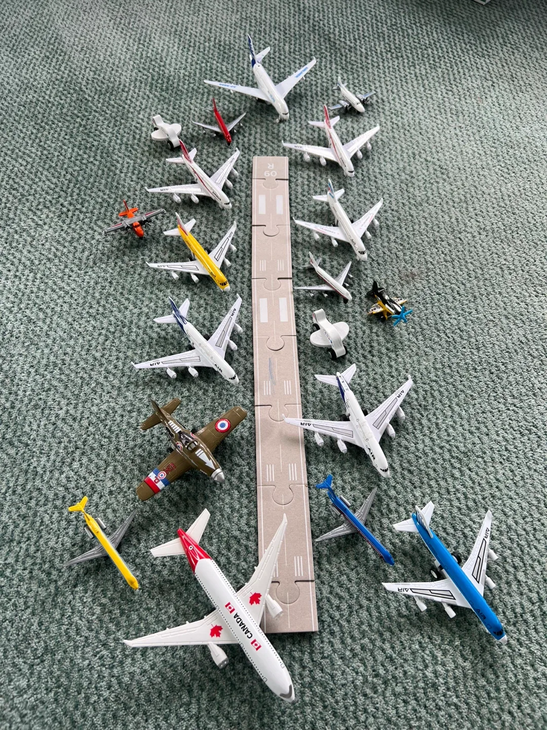 Toy Airplane Collection image indicator(6)