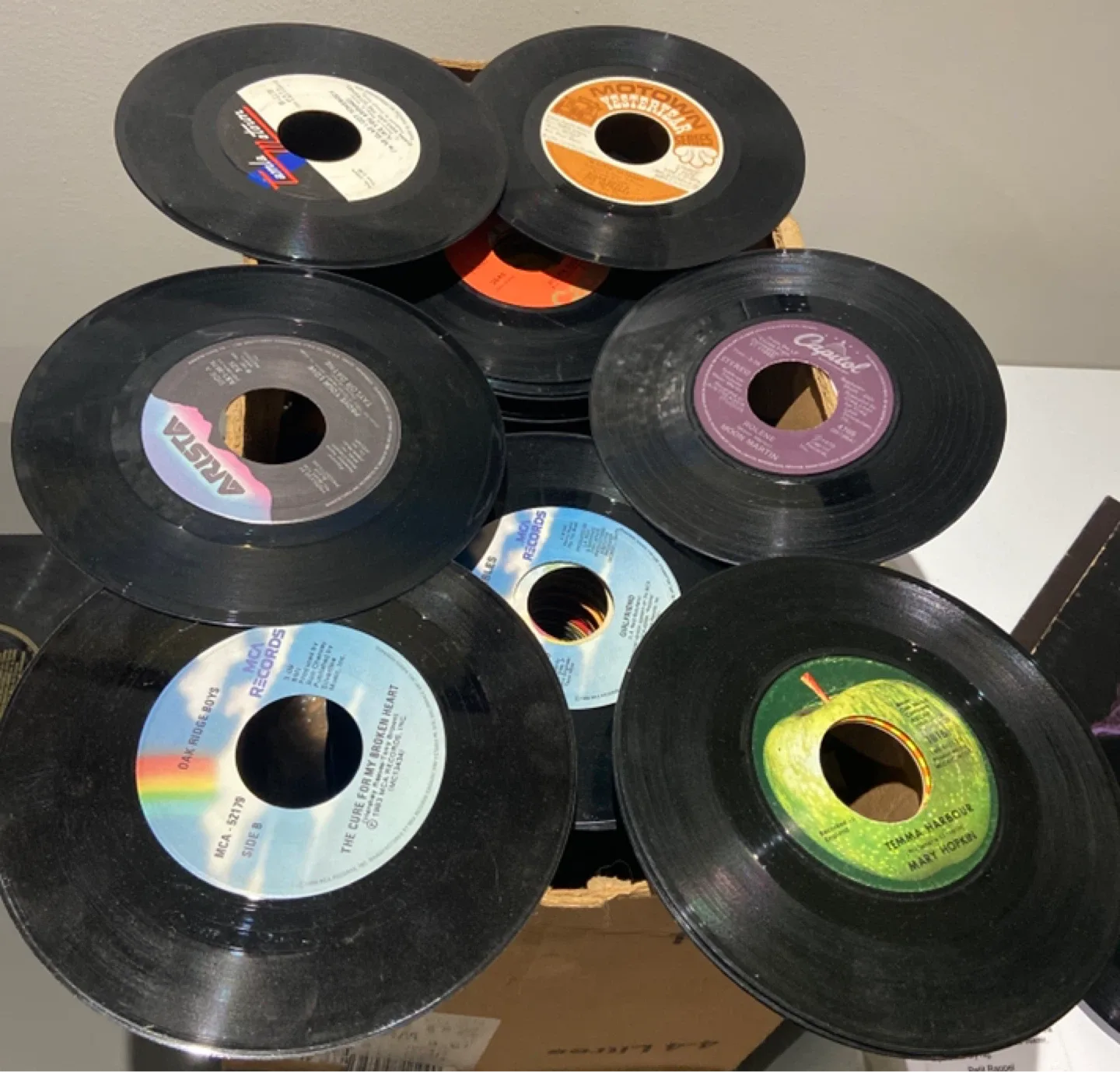 Approx 300 45’s for sale image indicator(2)