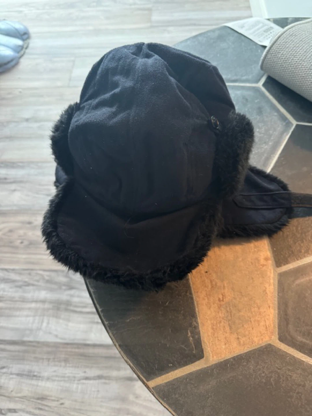 Purple Ski Gloves & Black Trapper Hat - photo 5