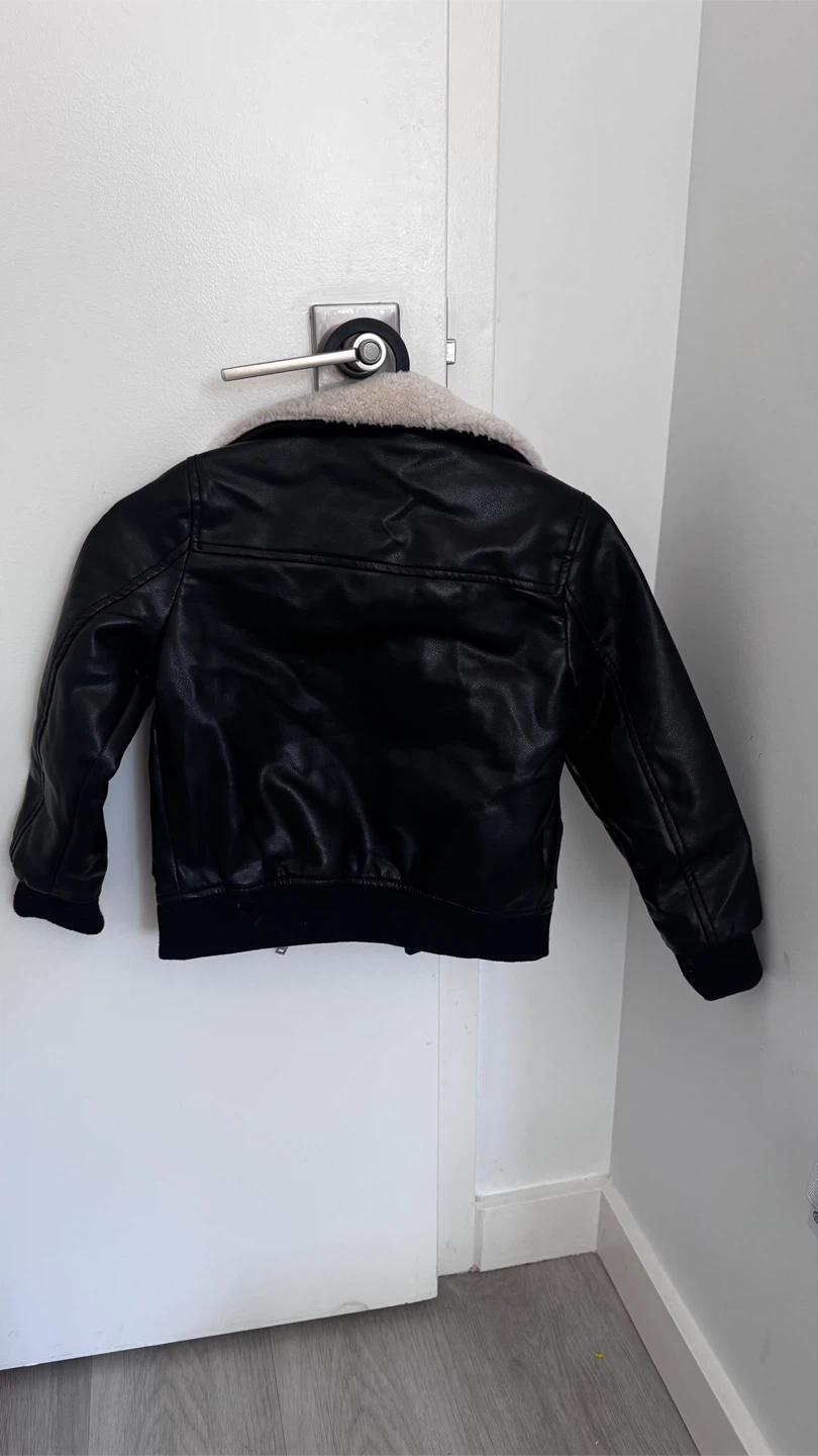 Primark Black Jacket - Size 5-6 Years - photo 3