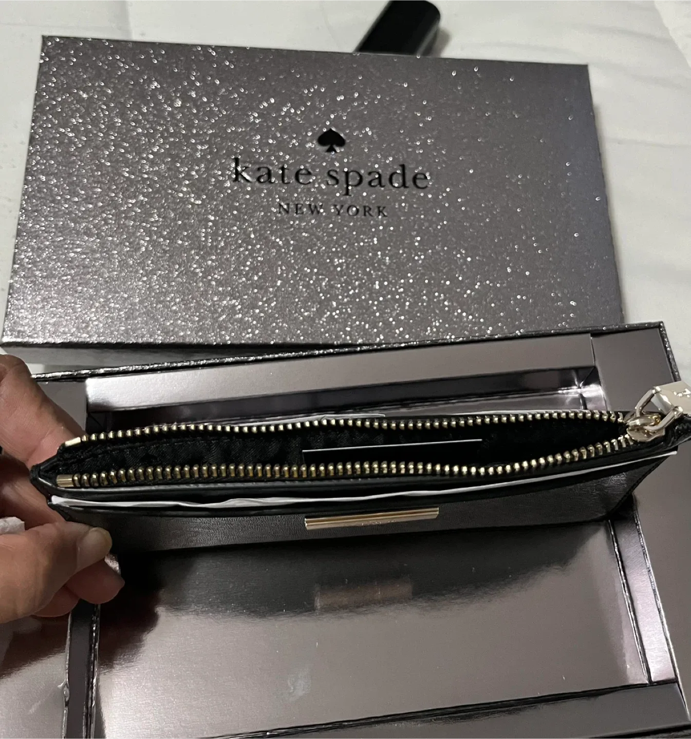 Kate Spade New York Black Cardholder - New in Box! image indicator(4)