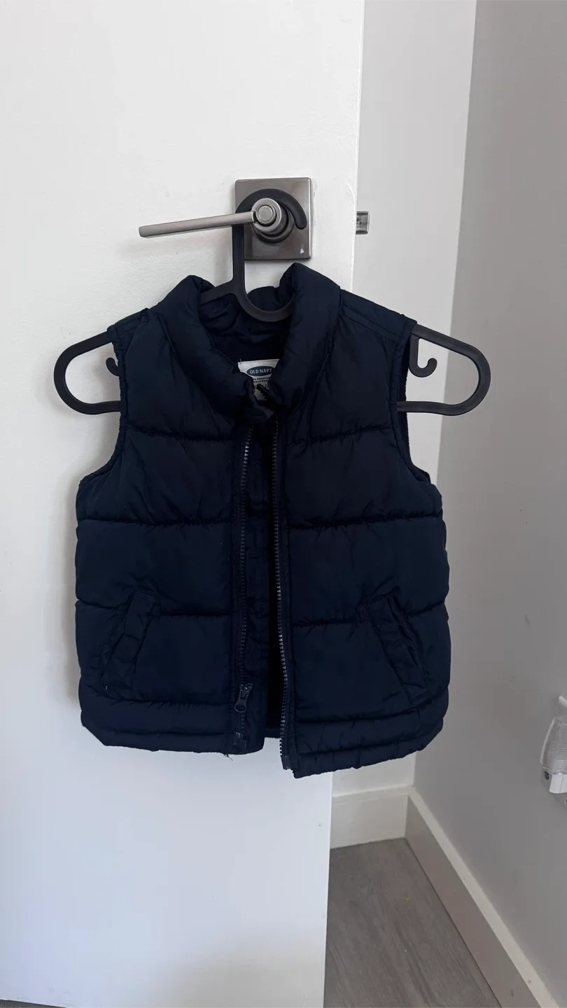Old Navy Frost Free Toddler Puffer Vest - 3T image indicator(2)