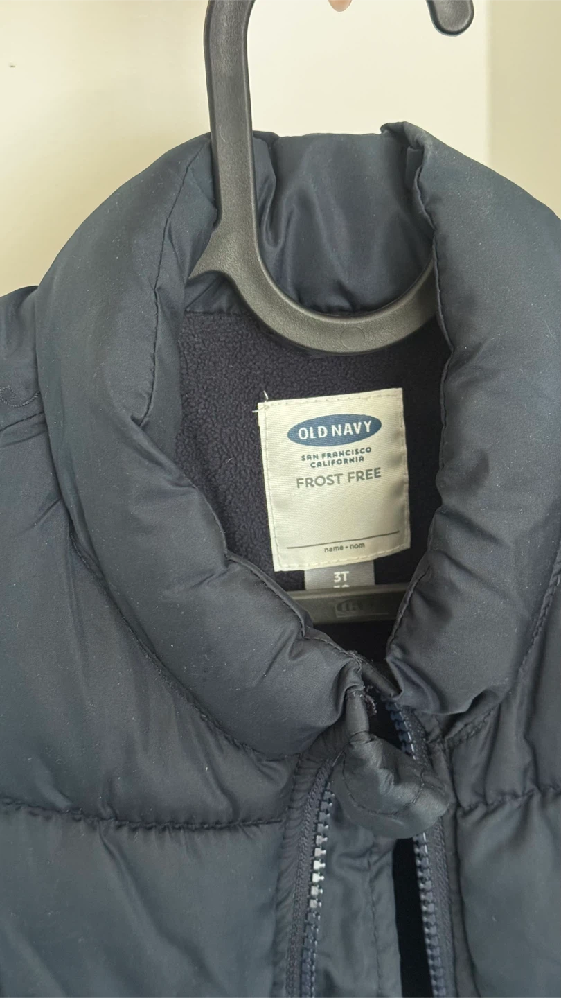 Old Navy Frost Free Toddler Puffer Vest - 3T - photo 4