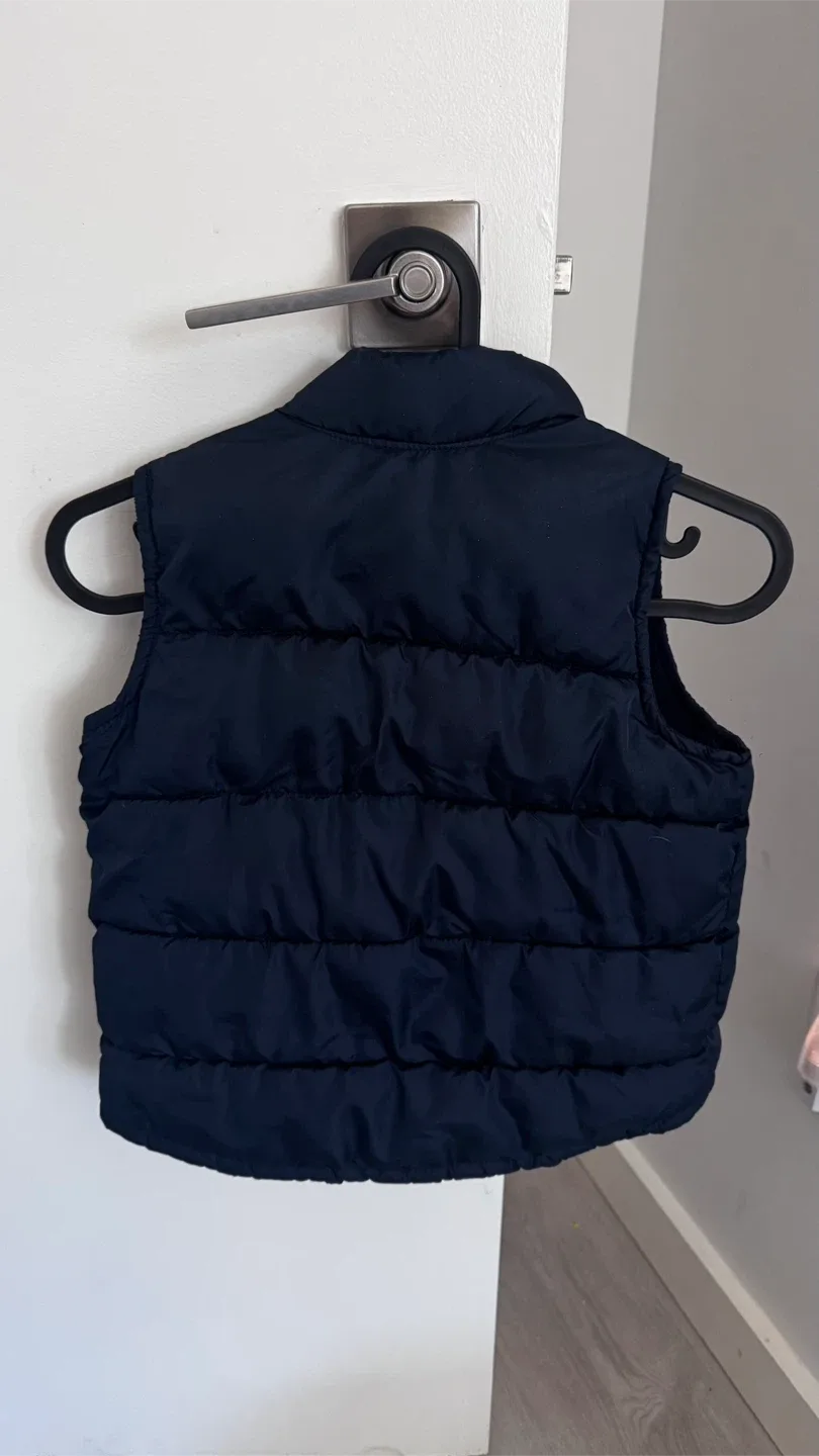 Old Navy Frost Free Toddler Puffer Vest - 3T image indicator(3)