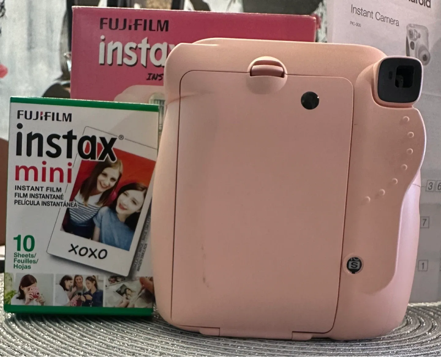 Fujifilm Instax Mini 8 Candy Pink Instant Camera image indicator(2)