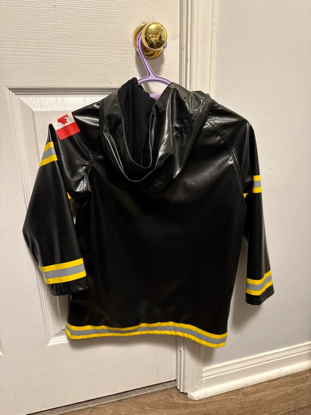 Halloween costume Fire Chief Black Rain Jacket image indicator(2)