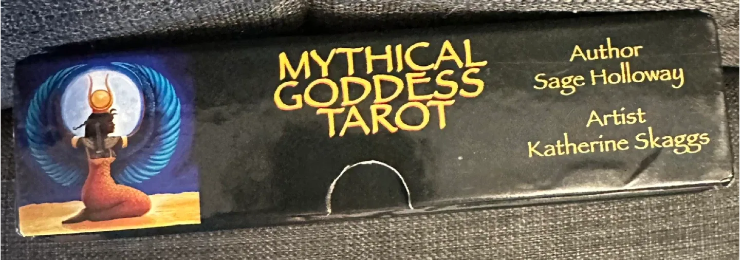 Mythical Goddess Tarot Deck by Sage Holloway image indicator(6)