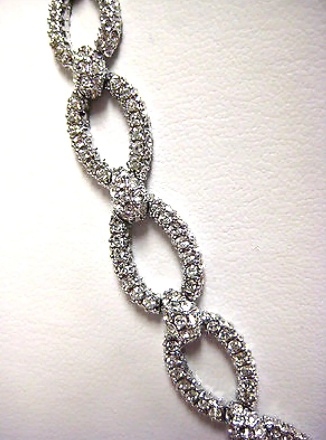 Swarovski Crystal Infinity Necklace image indicator(4)