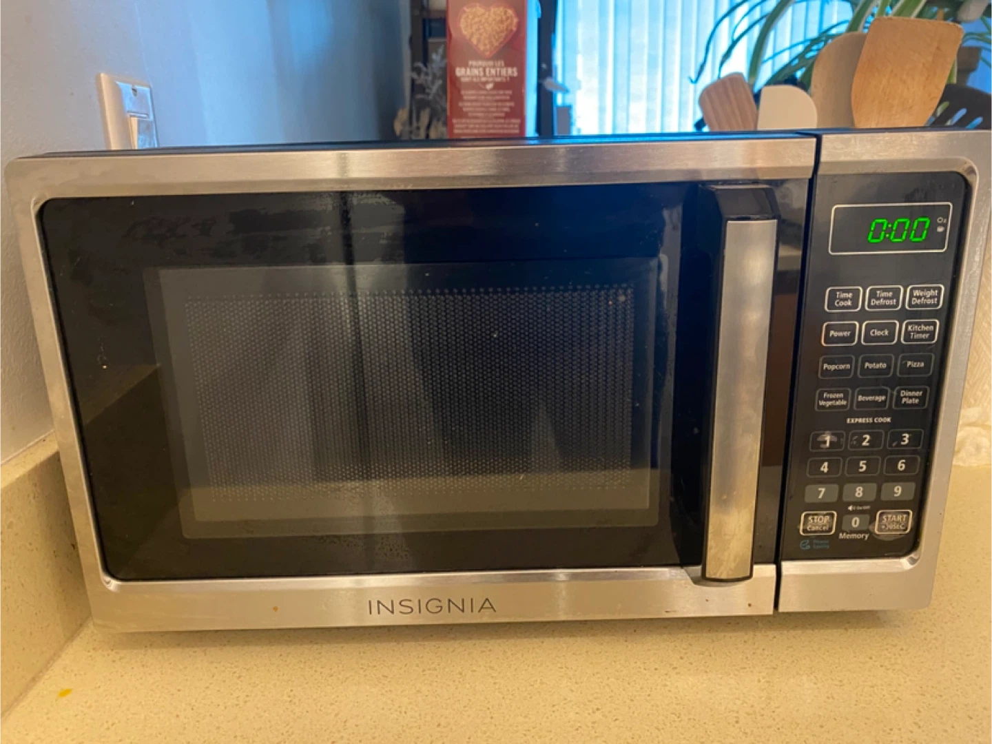 Insignia Microwave NS-MW07SS1-C
