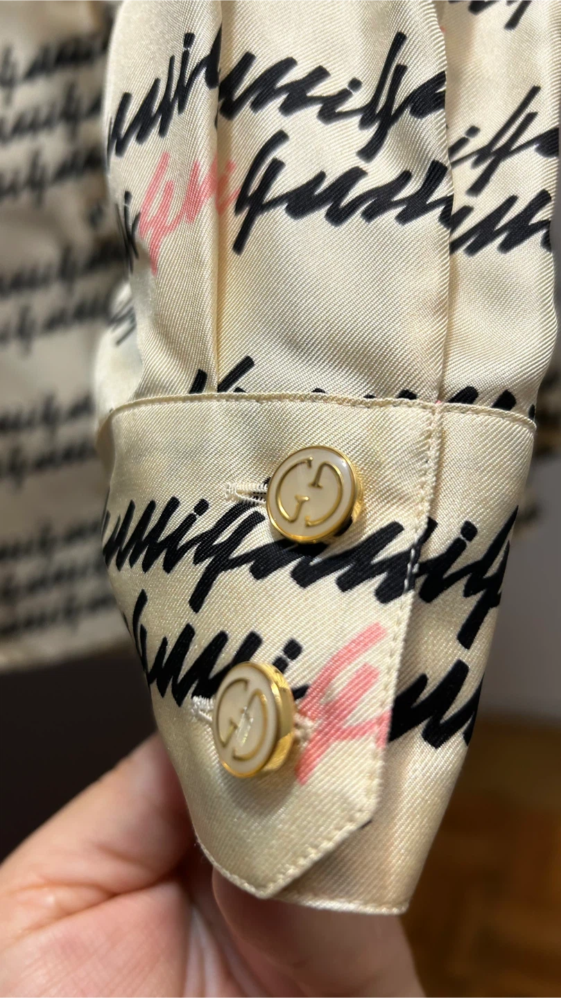 Gucci Poetry Print Silk Shirt - Size 44 - photo 4