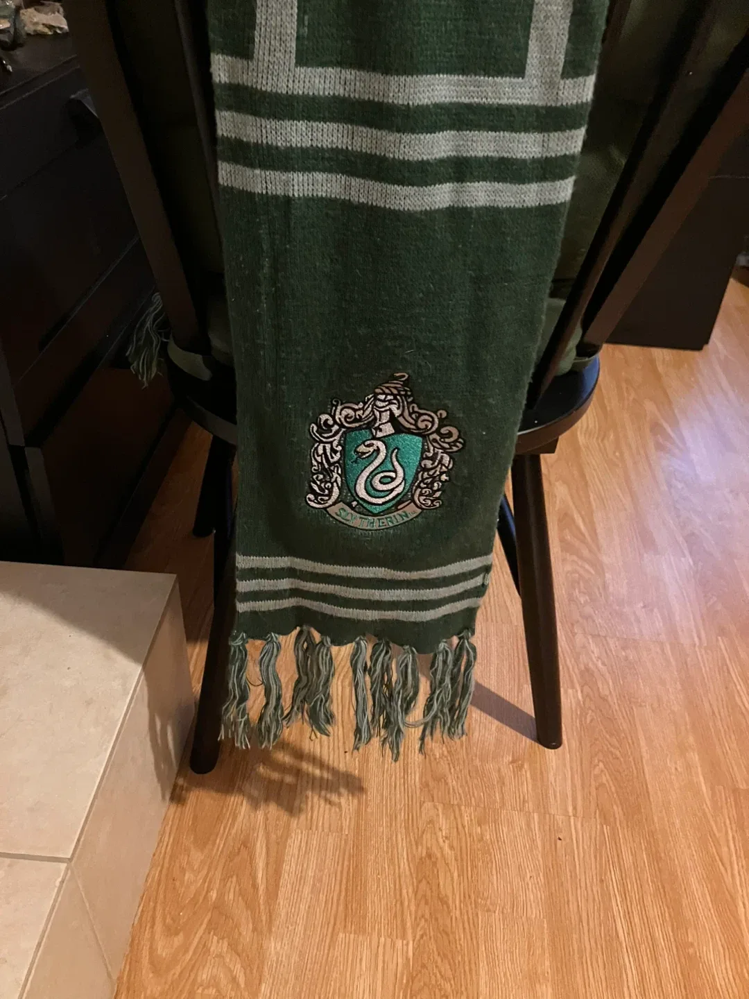Harry Potter Slytherin Scarf image indicator(2)
