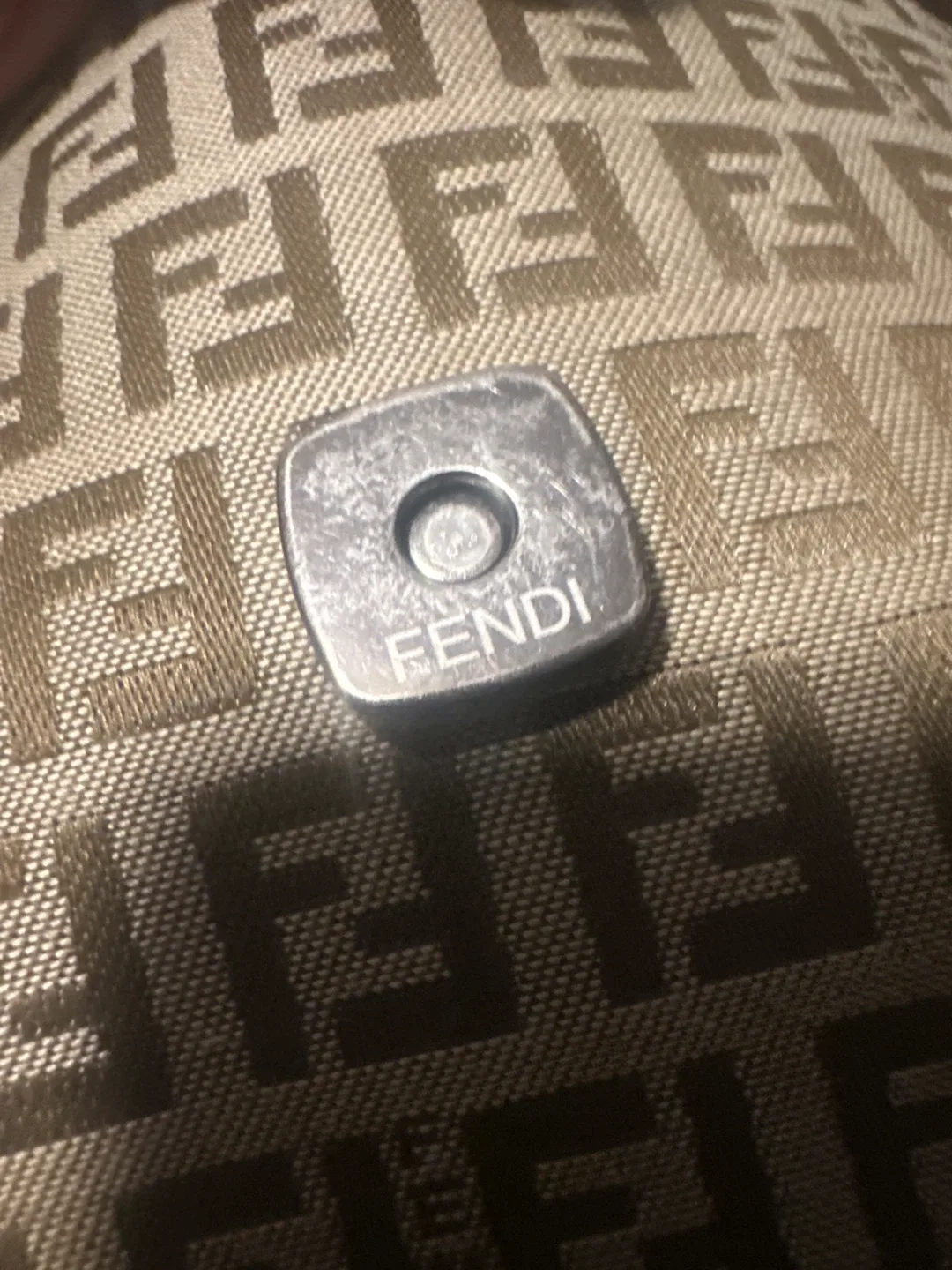 Fendi baguette Shoulder Bag image indicator(4)