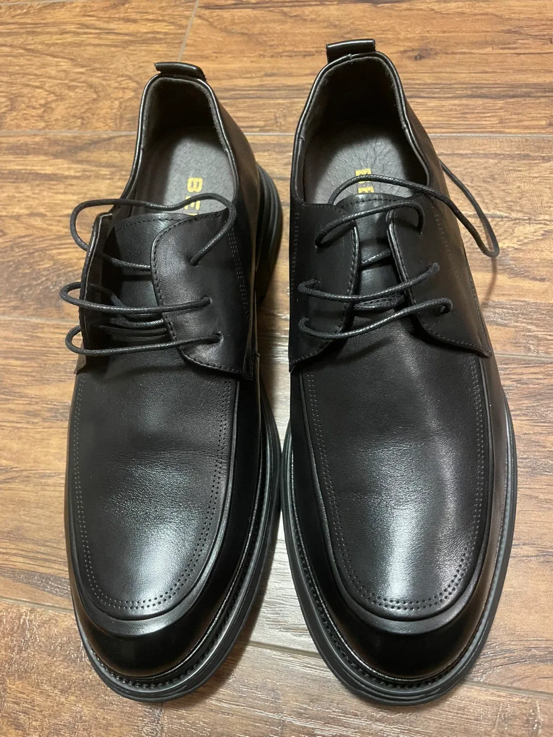 Belle Black Leather Dress Shoes Size 9-9.5 image indicator(2)