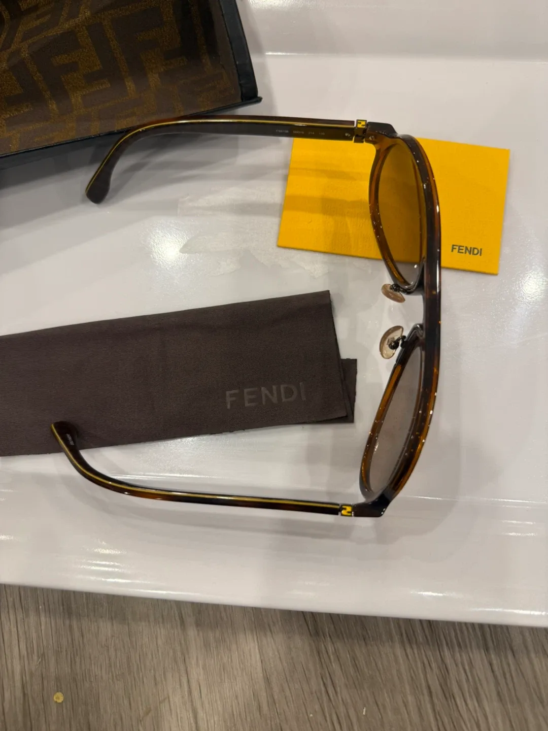 Fendi Aviator Sunglasses image indicator(4)