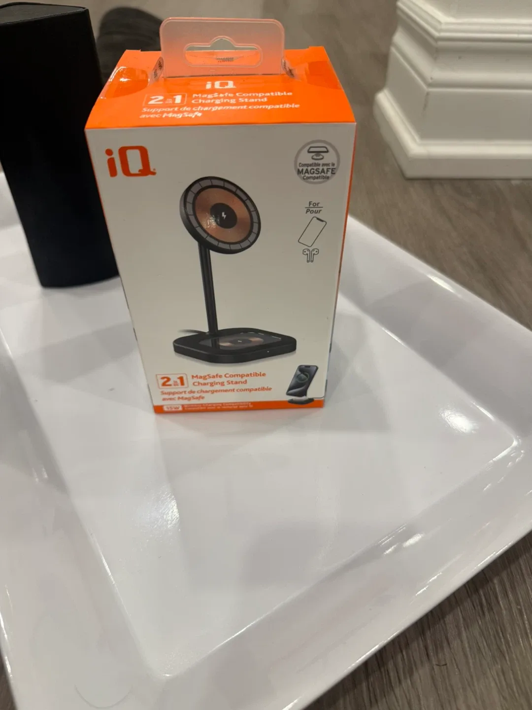 New iQ 2-in-1 MagSafe Compatible Charging Stand