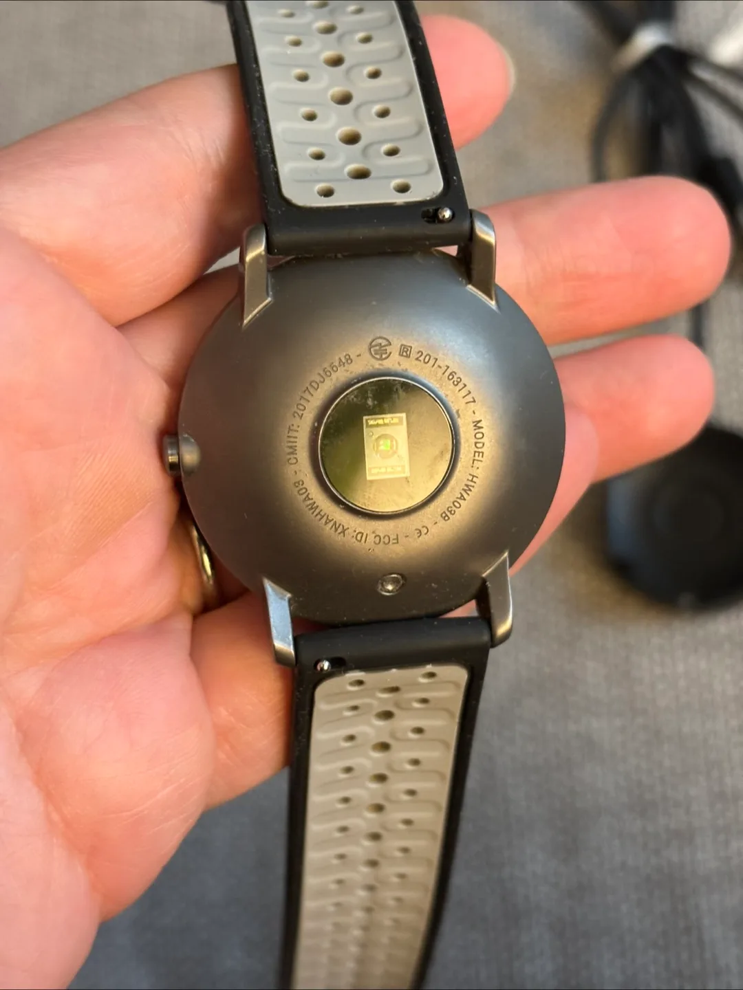 Withings Smartwatch - Black image indicator(3)