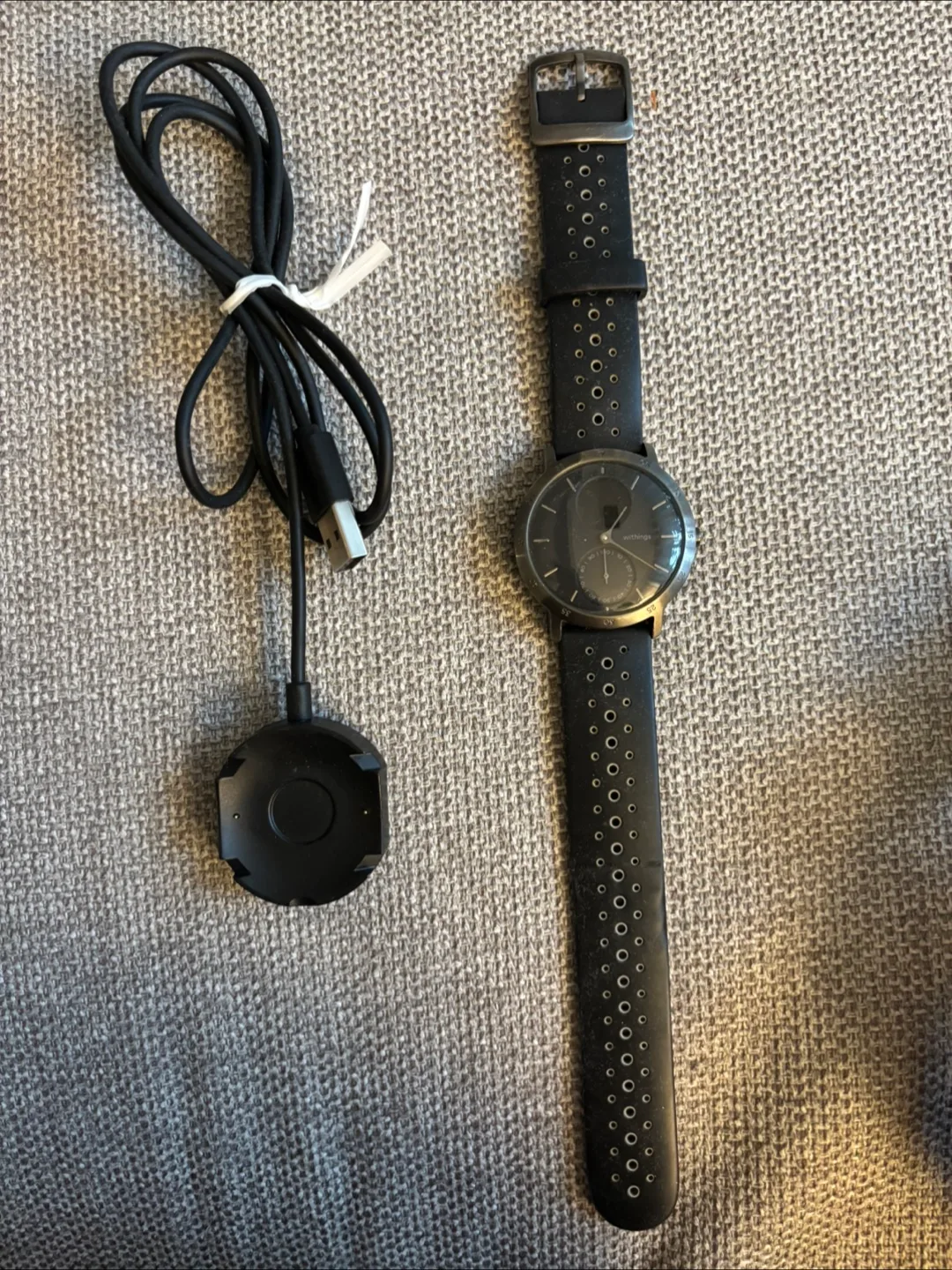 Withings Smartwatch - Black image indicator(2)