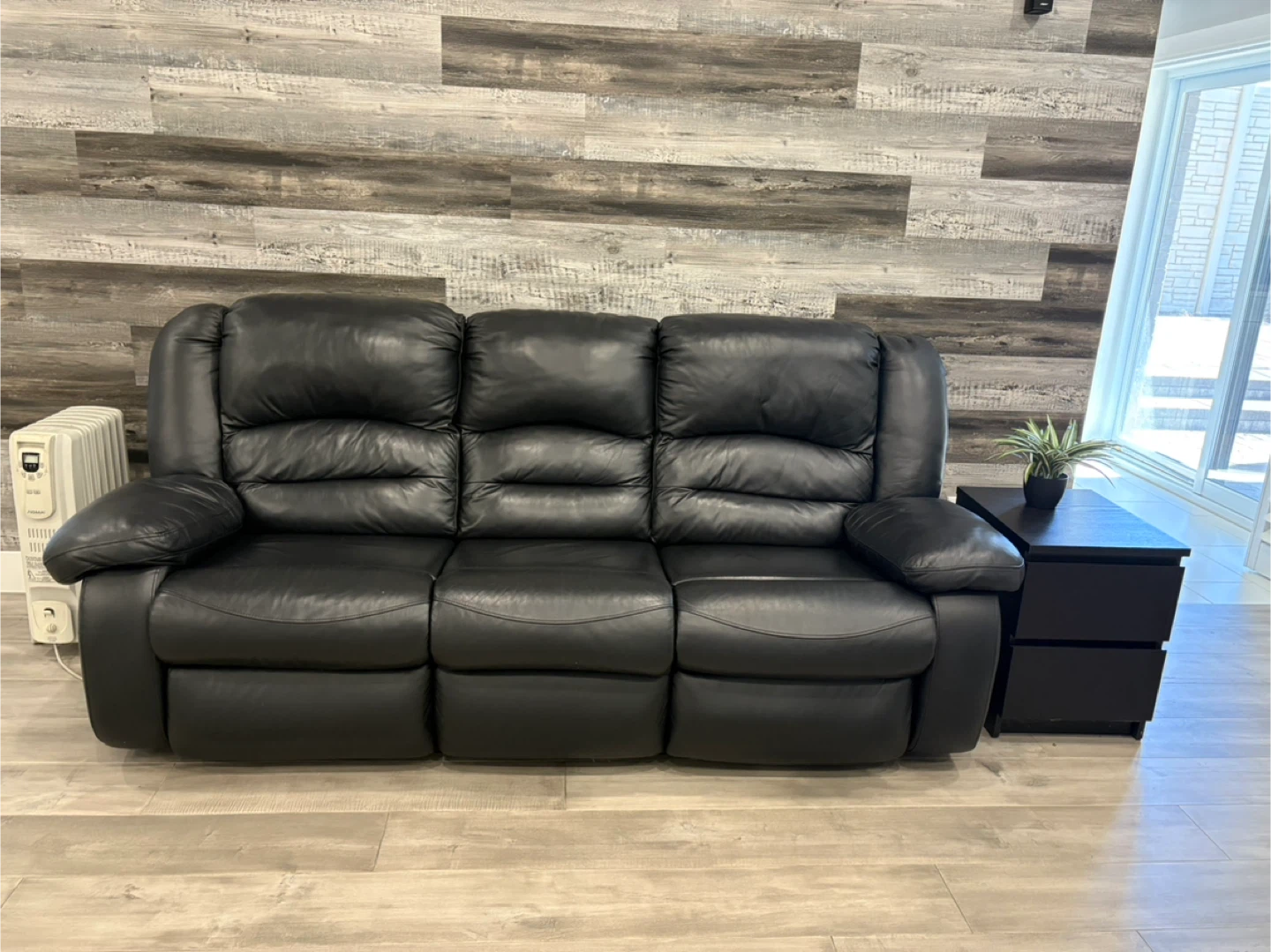 Black Leather Reclining Sofa