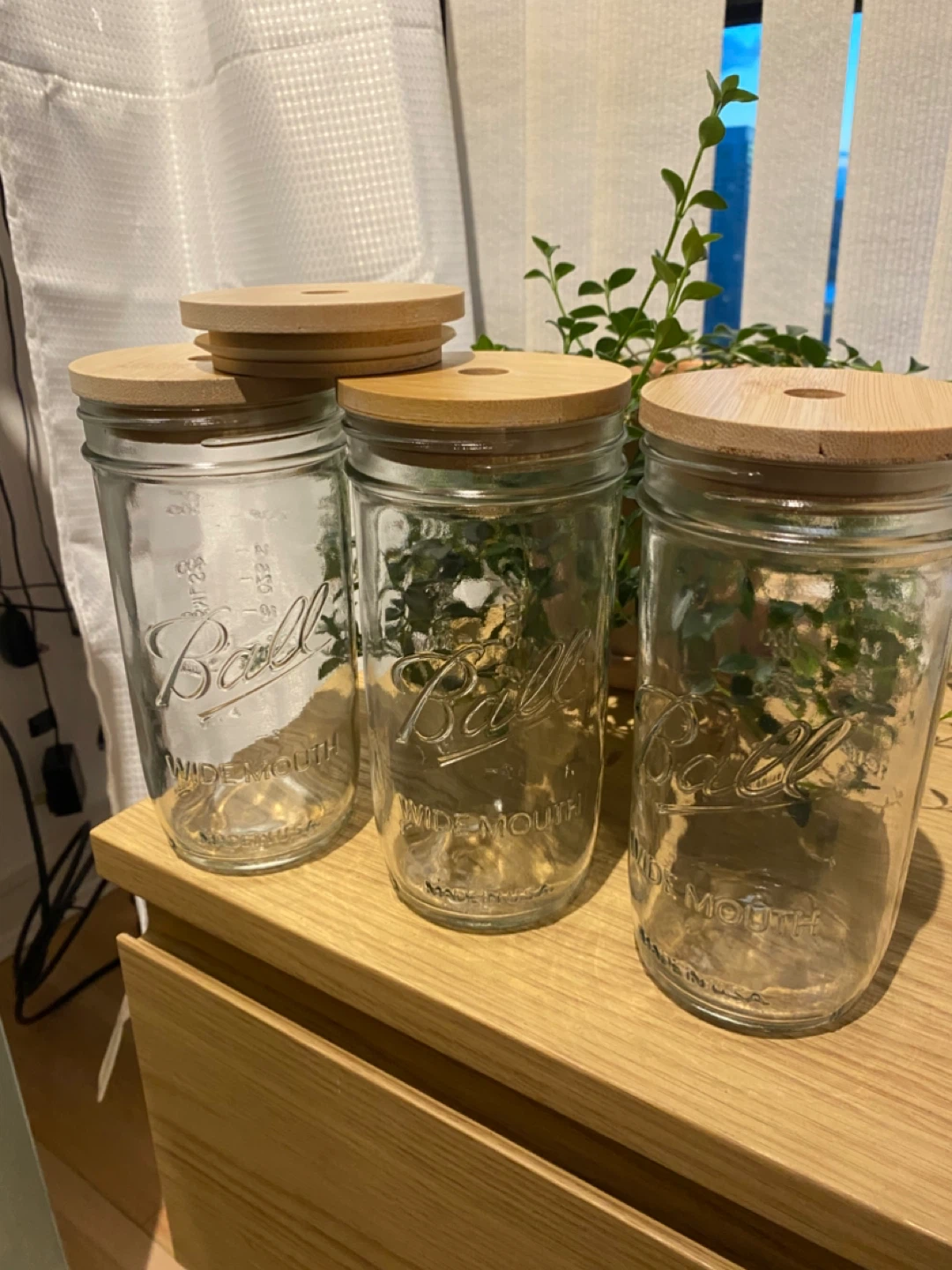 Mason Jar cups with  Lids