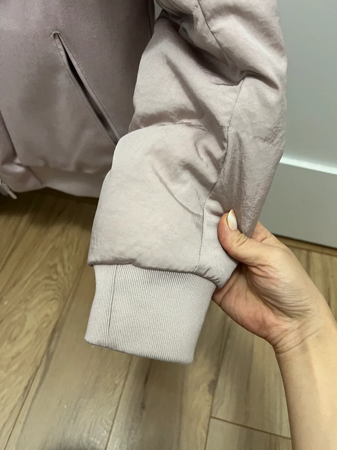 Lululemon Padded Bomber Jacket image indicator(3)