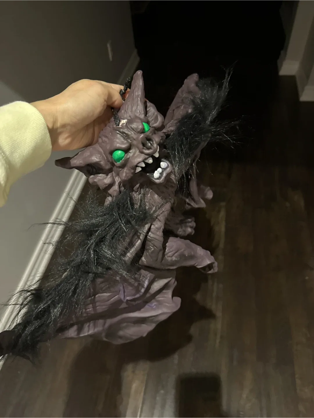 Halloween Animatronic Zombie & Bat Set2/$10 image indicator(6)