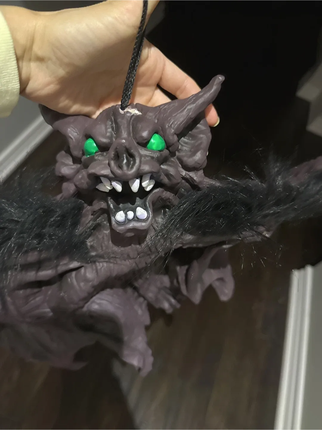 Halloween Animatronic Zombie & Bat Set2/$10 image indicator(7)