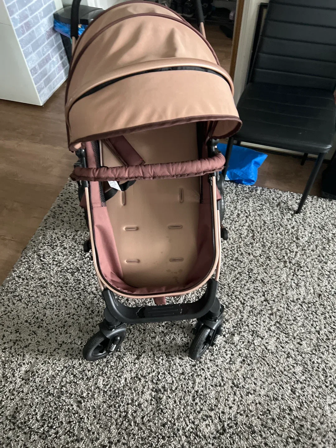 Stroller - Brown image indicator(3)
