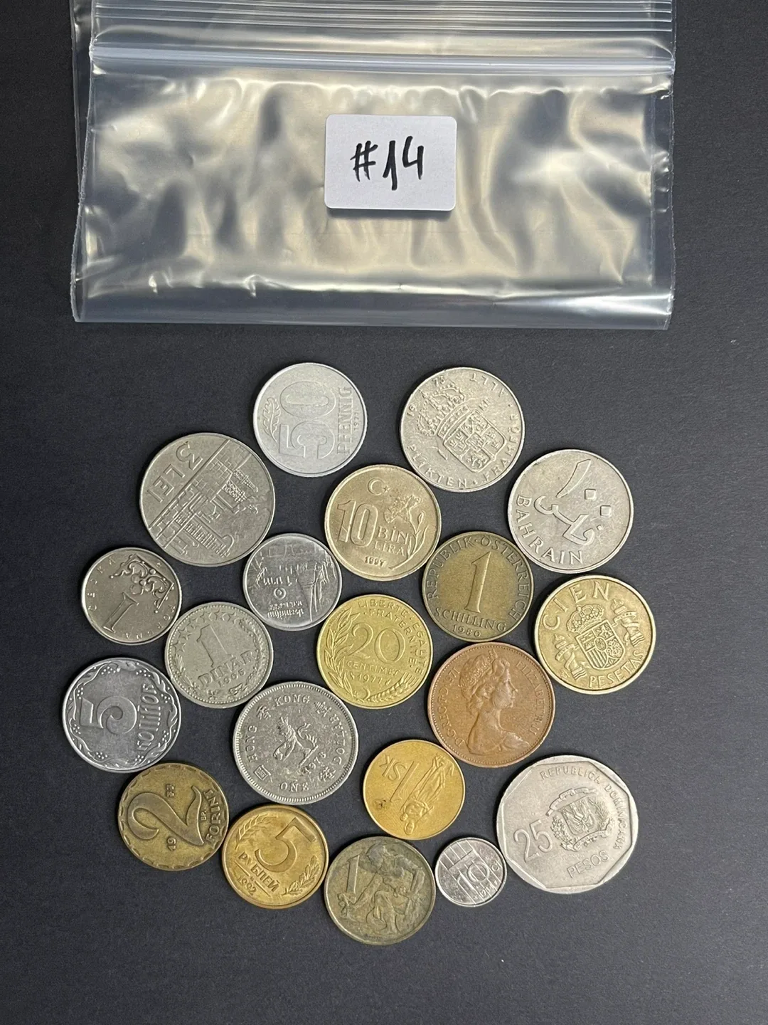 Lot of 20 coins (#14) thumbnail