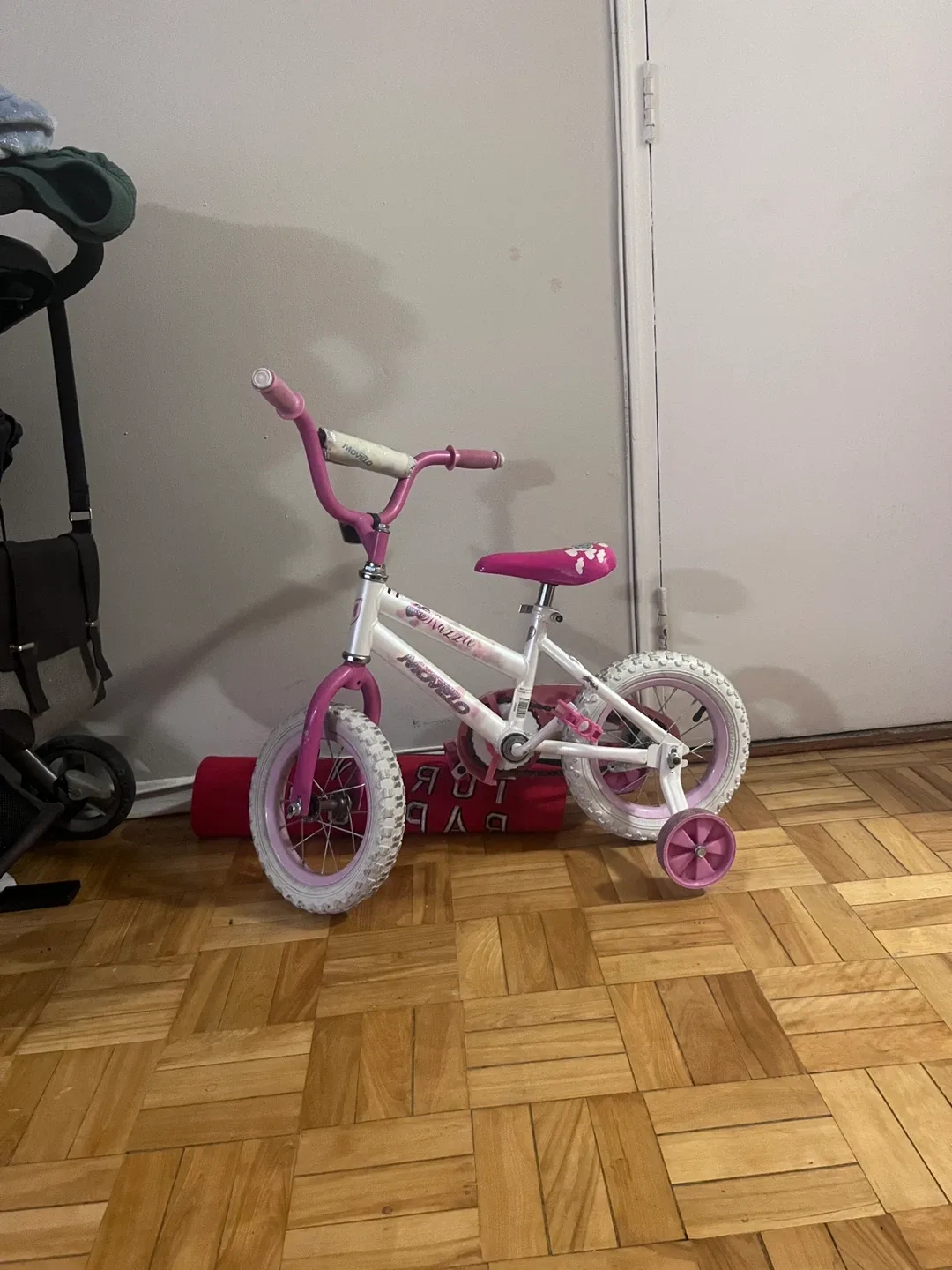 MOLOZZO Kids Bike - Pink and White