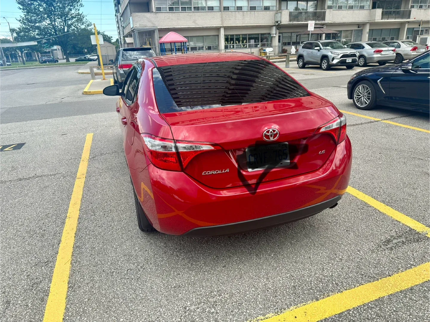 2016 Toyota Corolla LE image indicator(2)