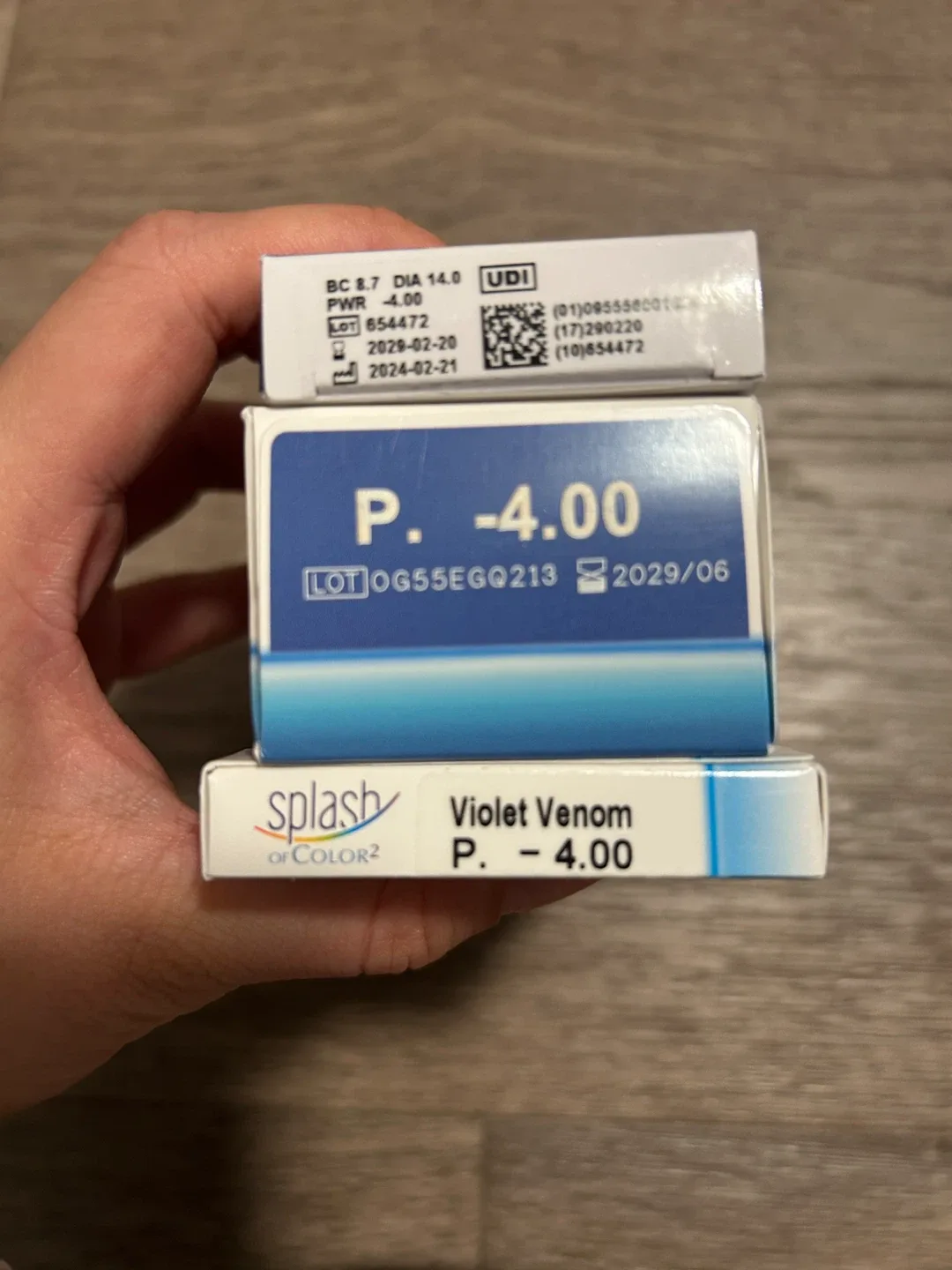 Contact Lenses -4.00 EXP 2029 image indicator(2)