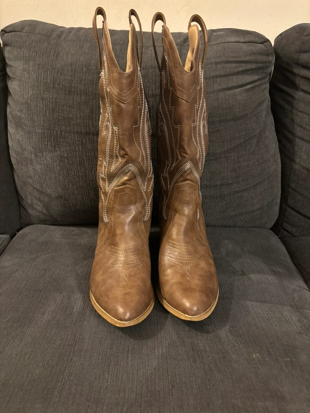 Brand New Brown Cowboy Boots-Size 10 image indicator(2)