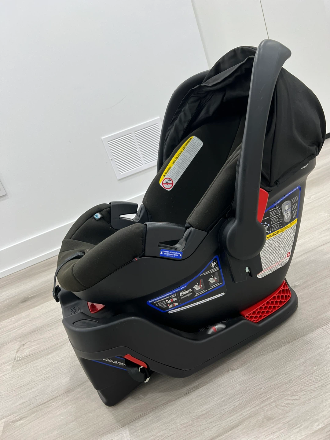 Britax B-Safe Infant Car Seat, Stroller and Winter cover - photo 4