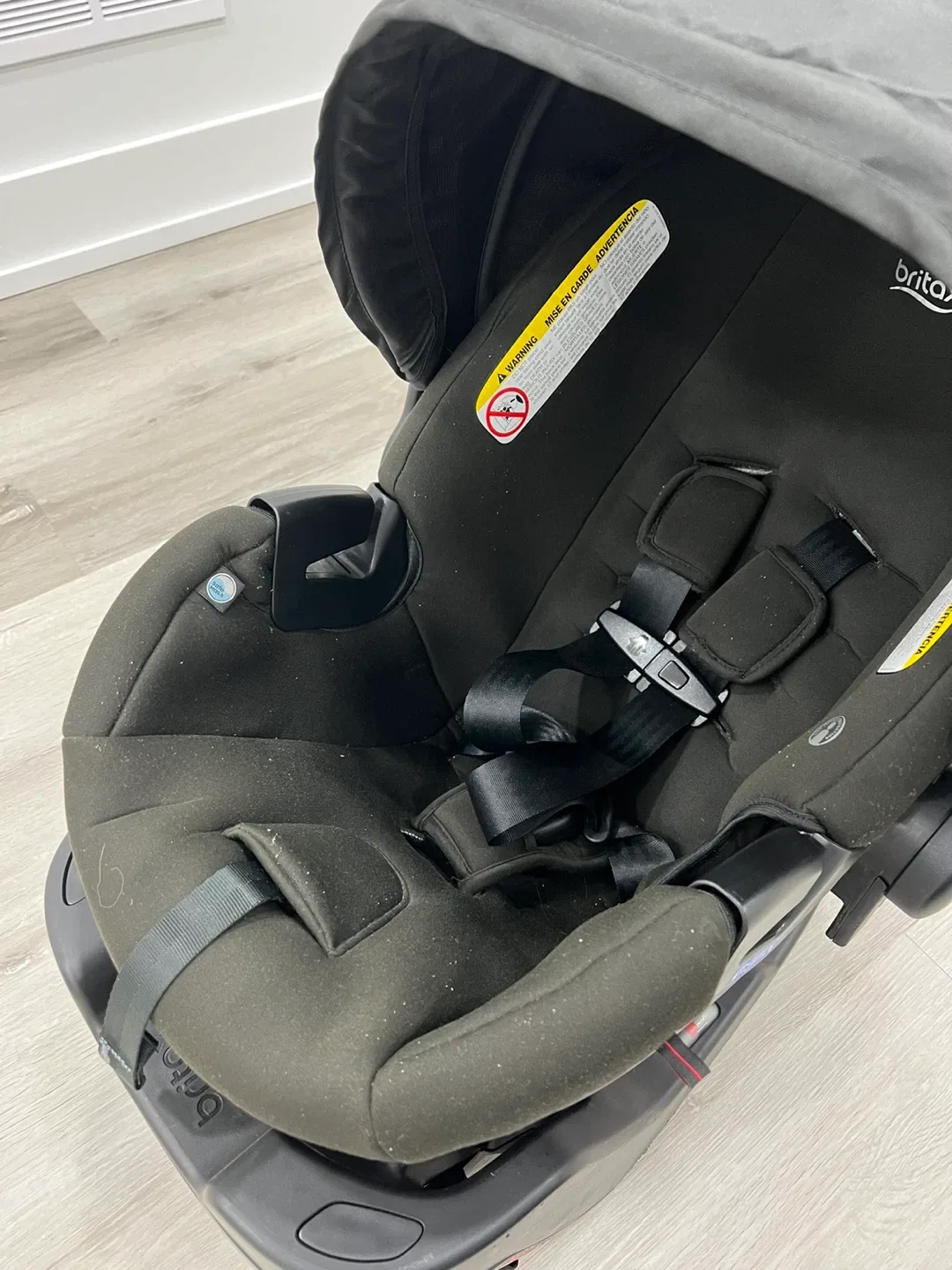 Britax B-Safe Infant Car Seat, Stroller and Winter cover image indicator(2)