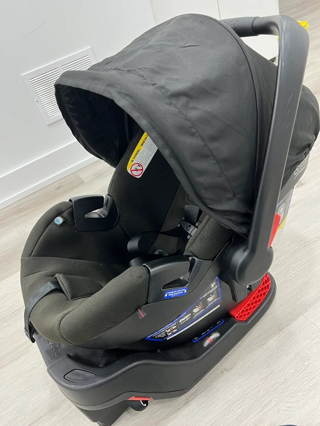 Britax B-Safe Infant Car Seat, Stroller and Winter cover image indicator(3)