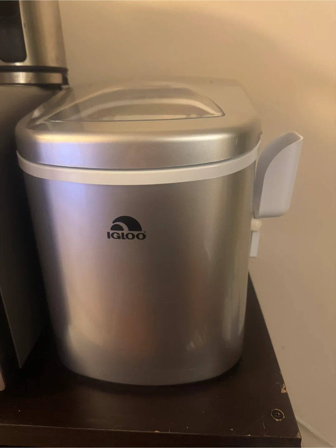 Igloo Portable Ice Maker image indicator(2)