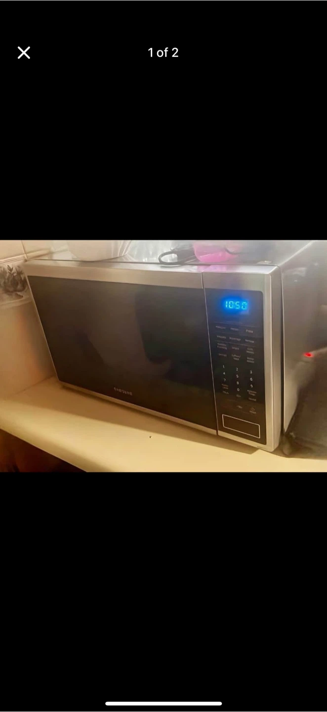 Samsung Microwave - Great Condition