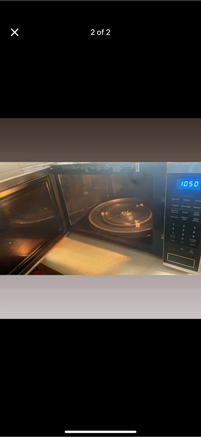 Samsung Microwave - Great Condition - photo 2