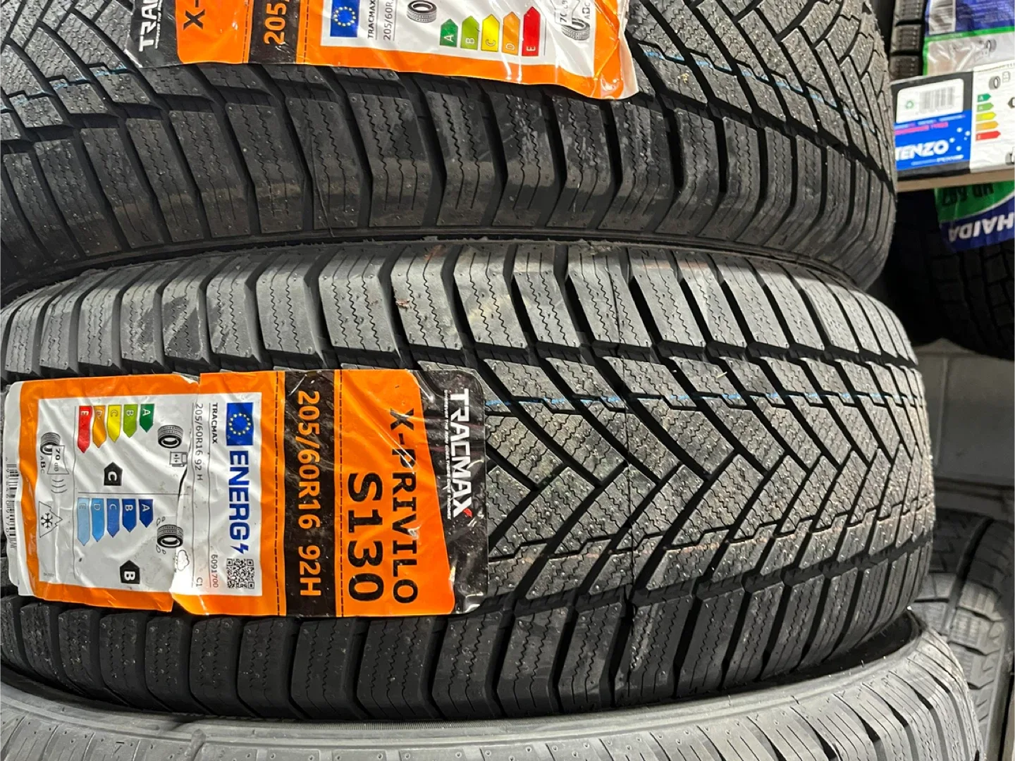 Winter Tires - 205/60R16 & 225/45R17 image indicator(4)