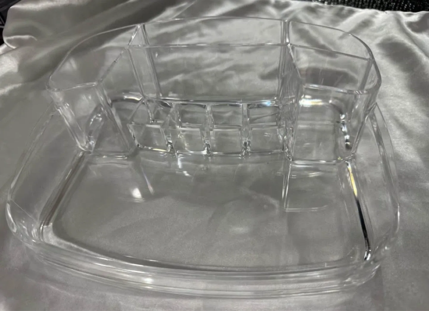 Acrylic Vanity Makeup/Skincare Organizer thumbnail