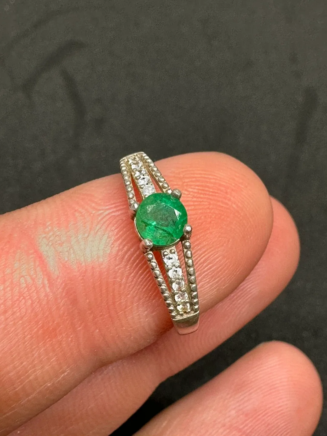 Emerald and White Zirconia Sterling Silver Ring image indicator(2)