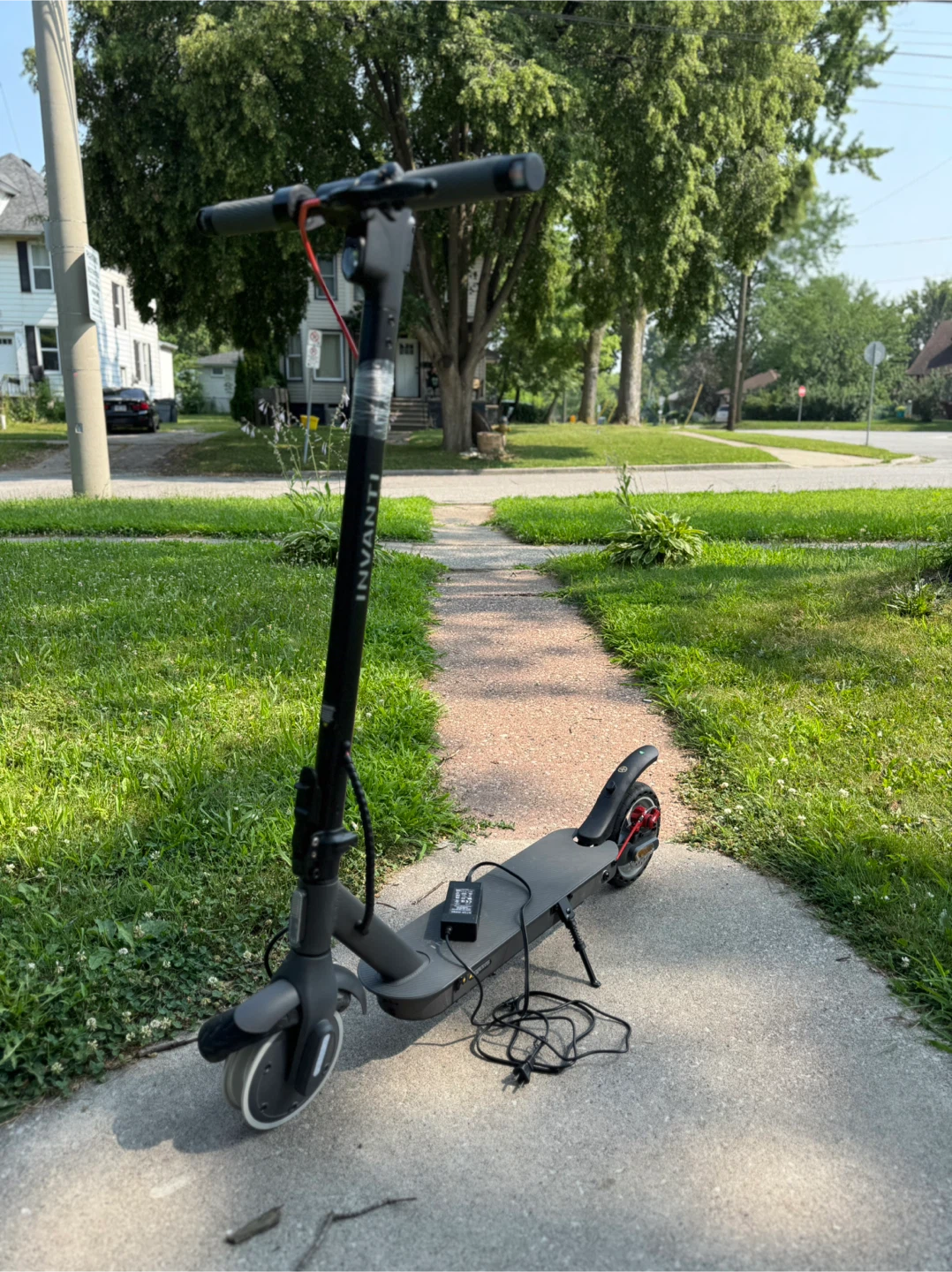 INVANTI E30 Electric Scooter – As-Is (Needs repair) - photo 4