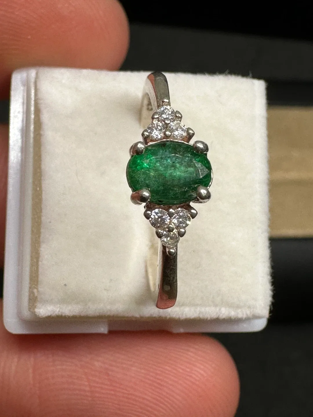 Emerald & White Zirconia Sterling Silver Ring. image indicator(5)