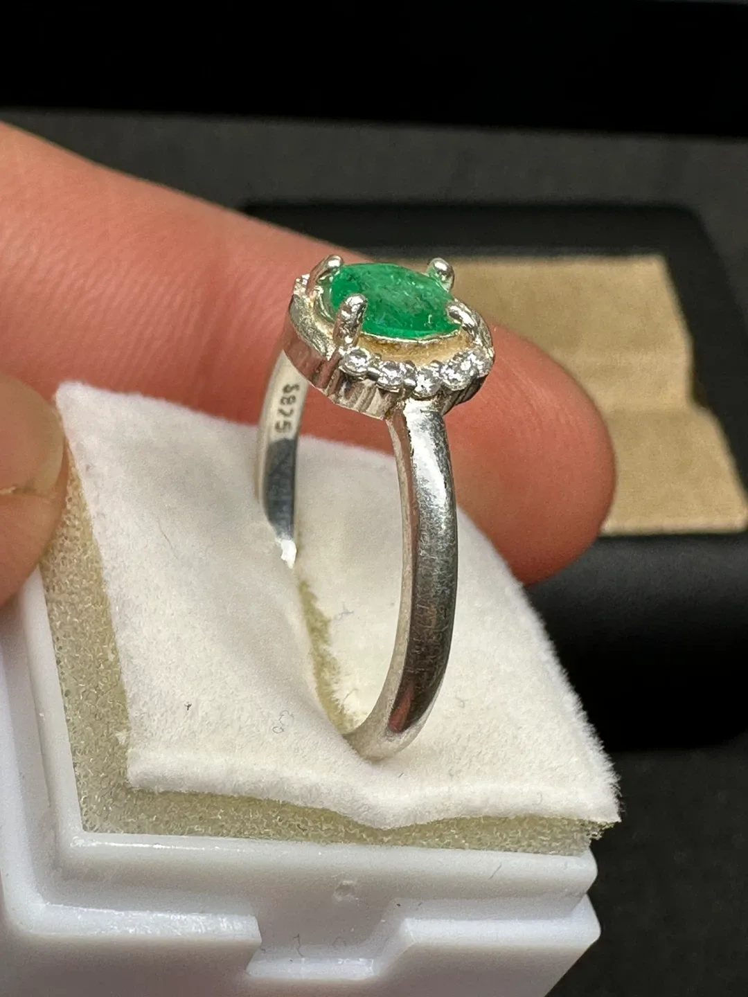 Emerald and White Zirconia Sterling Silver Ring image indicator(5)
