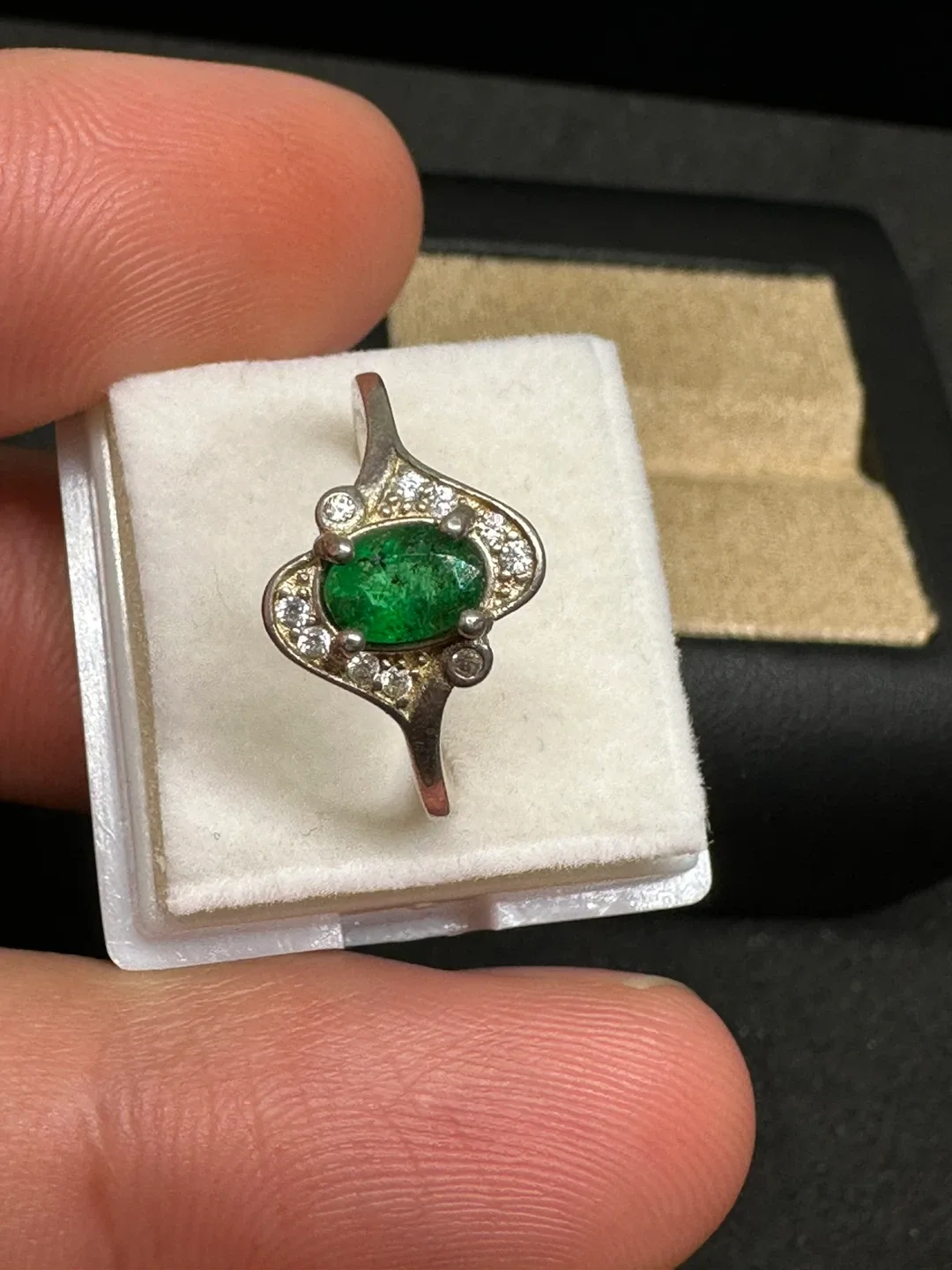 Emerald & White Zirconia Sterling Silver Ring image indicator(3)