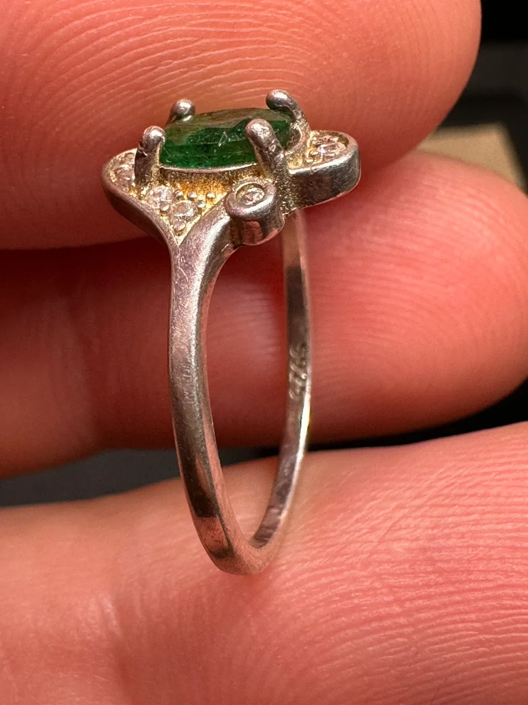 Emerald & White Zirconia Sterling Silver Ring image indicator(6)