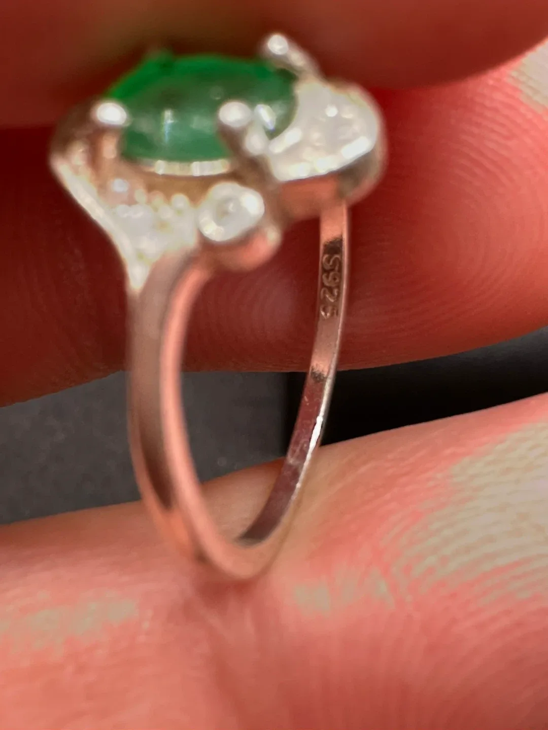 Emerald And White Zirconia Sterling Silver Ring S925 S image indicator(3)