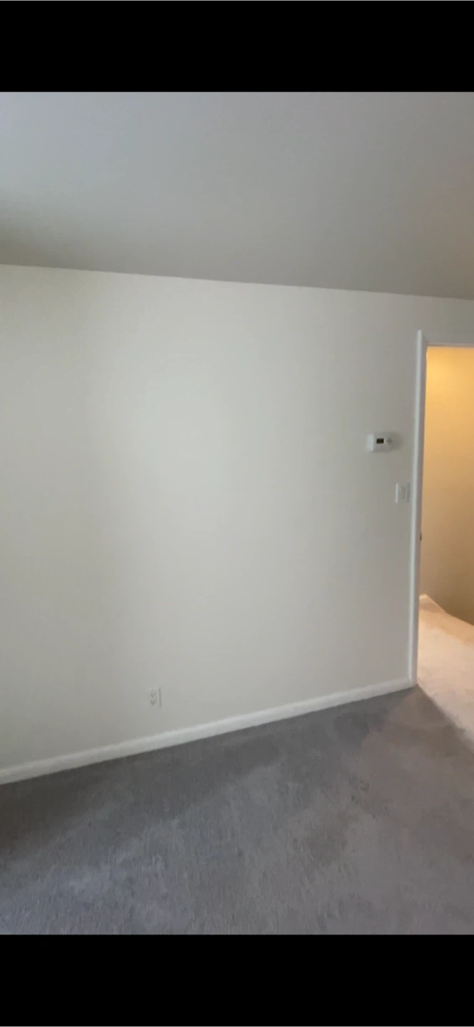 Looking for roommate in very large nice home In Paramus - photo 4